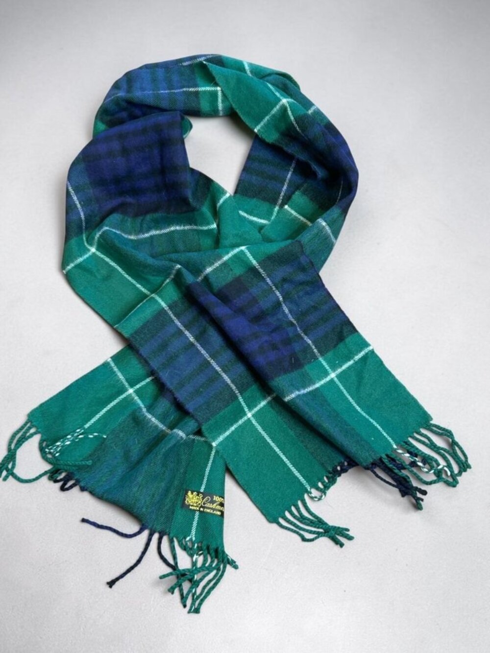English 100% Cashmere Green Blue Tartan Plaid Rectangular Scarf With Fringe
